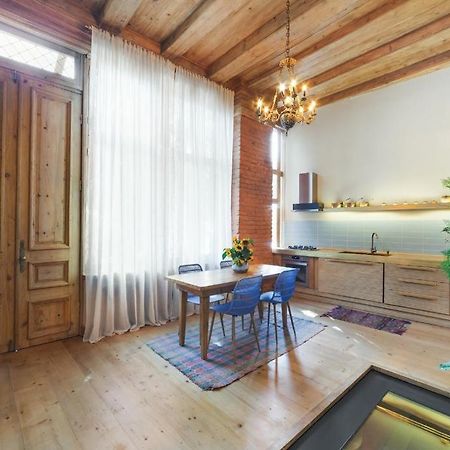 Apartamento Luxury House Tiflis Exterior foto